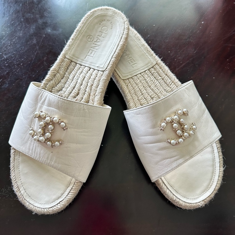 White Chanel espadrille slide sandal